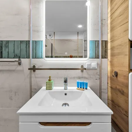 Apartment Kurkowa Cozy By Bookinghost