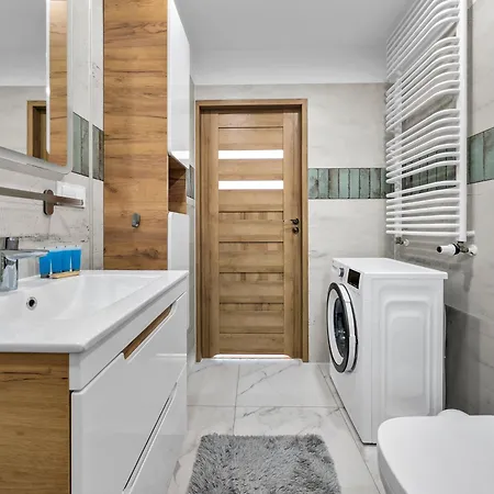 Apartment Kurkowa Cozy By Bookinghost *